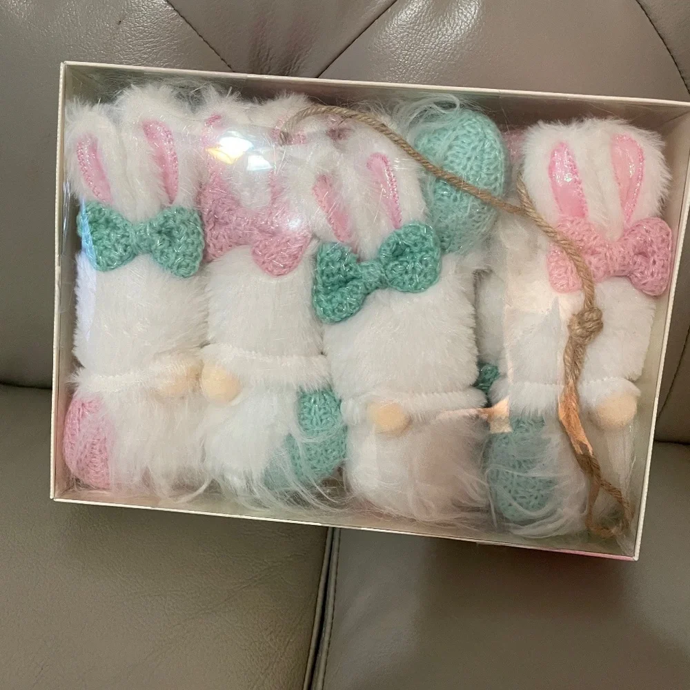 Easter gnome garland